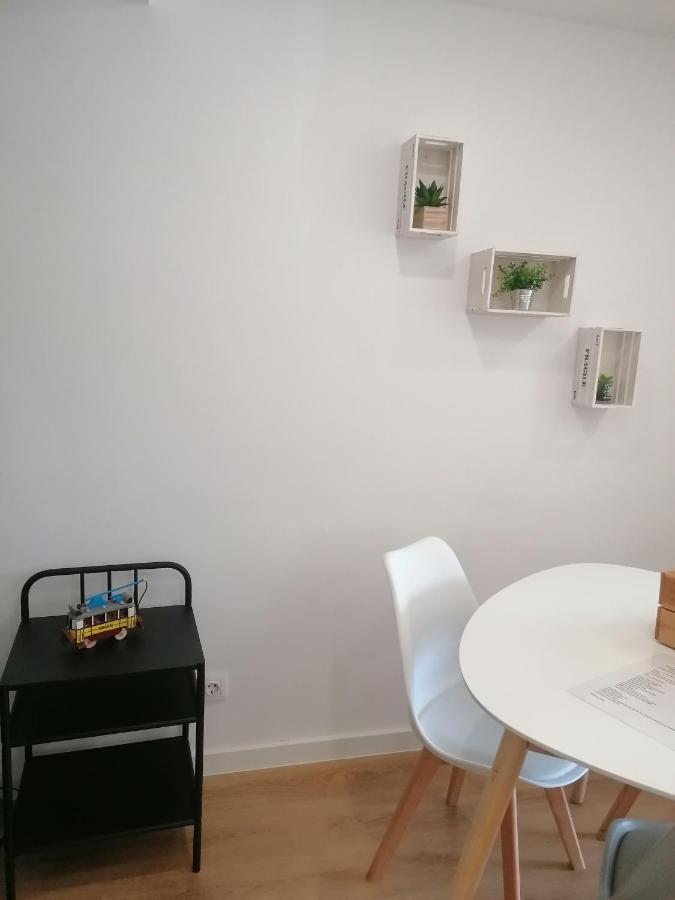 Lisboa Bridge Spot Apartment Bagian luar foto
