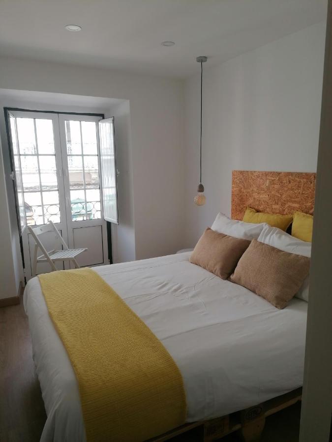 Lisboa Bridge Spot Apartment Bagian luar foto
