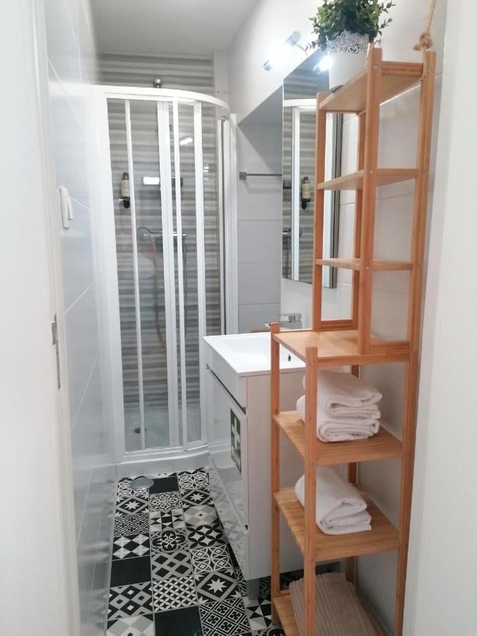 Lisboa Bridge Spot Apartment Bagian luar foto