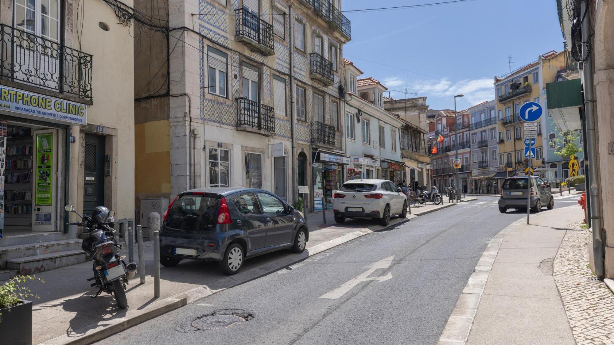 Lisboa Bridge Spot Apartment Bagian luar foto