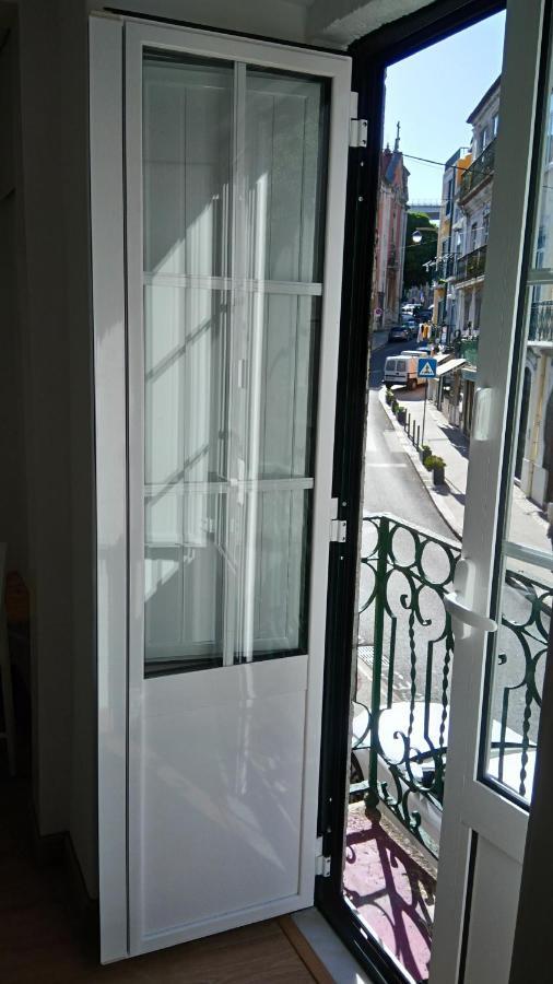 Lisboa Bridge Spot Apartment Bagian luar foto